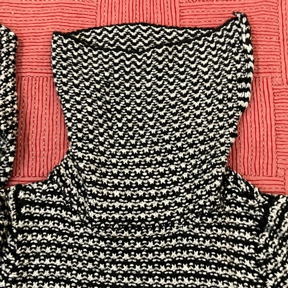 Zara Knits Women's large wool blend Black and White turtleneck Sweater - Picture 11 of 12